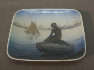A Royal Copenhagen pin tray decorated The Little Mermaid, reverse marked Langeline 3 1/2"