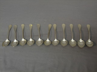 11 Continental silver spoons with engine turned decoration 7 ozs