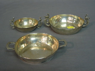 3 various Peruvian circular twin handled silver dishes 9 ozs