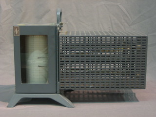 A Thermograph by Negretti & Zambra contained in a metal case