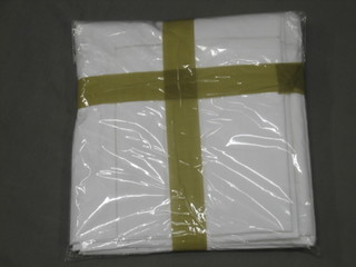 A King size cotton duvet and two 20x30" pillowcases together with 2 square pillow cases