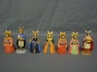 2 Royal Doulton Arthurian Legend figures, King Arthur and Sir Galahad together with 5 Tudor figures, Anne of Cleeves, Jane Seymour, Catherine Howard and 2 Catherine of Aragon