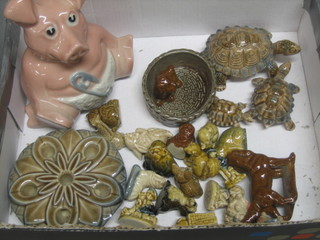 A Wade Natwest piggy bank Baby together with a collection of assorted Wade whimsies