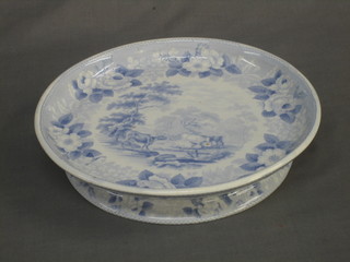 A 19th Century circular blue and white comport decorated cattle 10" 