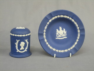 A circular blue and white Wedgwood Jasperware ashtray to commemorate the Queens Silver Jubilee 1977 7" together with a do. cylindrical jar and cover 3 1/2"