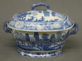 A 19th Century blue and white twin handled vegetable tureen and cover (chip to rim) 13"