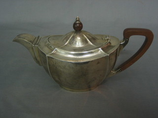 A silver teapot  "The Hygienic", Birmingham 1936, 19 ozs