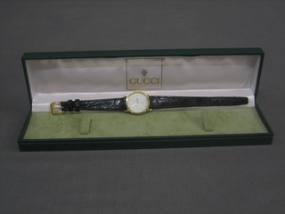 A lady's Gucci wristwatch, the reverse marked 7000 939