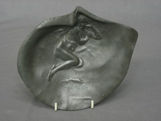 An Art Nouveau scallop shaped pewter dish embossed a semi-naked lady, raised on 3 shell supports, the base marked Kayserzinn 4136 8"