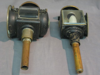 2 old coaching lamps (1f)