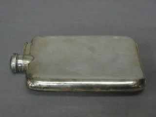 A silver hip flask, Sheffield 1929 5 ozs