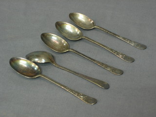 5 Victorian silver coffee spoons, Birmingham 1892, 2 ozs