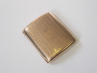 A 9ct gold cigarette case 3 ozs