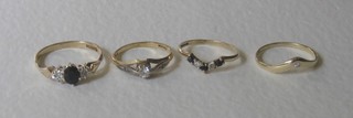 4 various gold dress rings