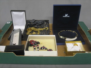 8 various boxed items of costume jewellery including Dior, B & W, Swarovski etc