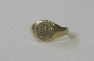 An 18ct gold signet ring