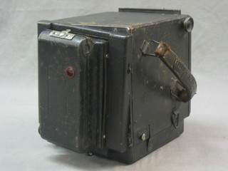 An old plate camera
