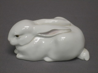 A Lladro figure of a white rabbit 5"