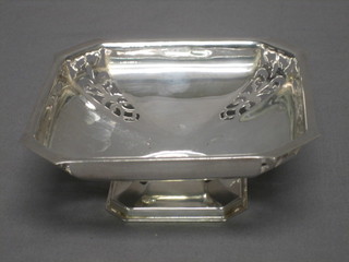 A square pierced silver dish, Birmingham, 4 ozs