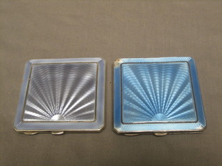 2 silver compacts with blue enamelled lids, Birmingham 1921 and 1923 (enamel f)