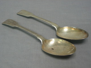 A pair of Victorian fiddle pattern table spoons, Sheffield 1892, 5 ozs