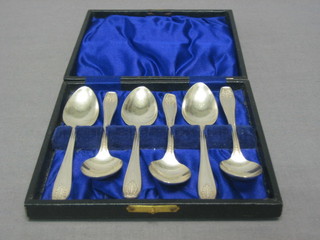 6 silver coffee spoons, Sheffield 1930, 2 ozs