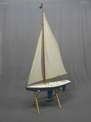 A model pond yacht - TE Hongi, complete with wooden stand 36"