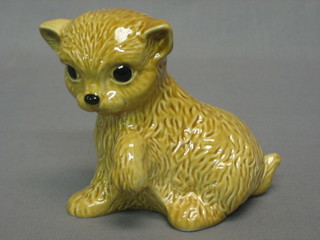 A Wade figure of a seated brown kitten 4"