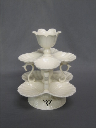 A 20th Century Leedsware white glazed oyster shaped table centre piece/oyster stand 11"