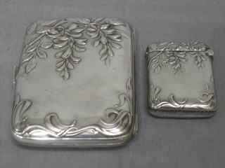 A Continental Art Nouveau embossed white metal cheroot case together with a matching vesta case, 2 ozs