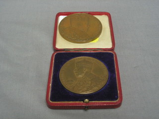An Edwardian VII bronze Coronation medallion and a George V bronze Coronation medallion
