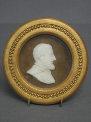 A 19th Century classical head and shoulders portrait plaque of a gentleman 2" contained in a circular frame