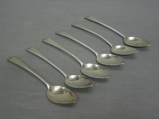 A set of 6 William IV Scots silver Old English Pattern pudding spoons, 7 ozs
