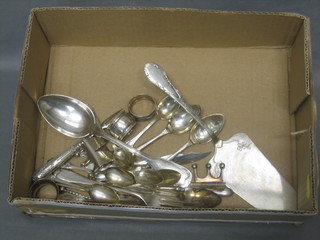 A collection of Continental flatware etc