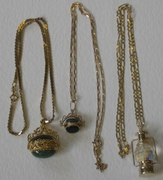 3 fine gold chains hung pendants