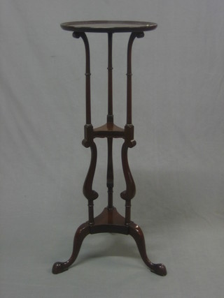 A reproduction Georgian style wig stand 13"