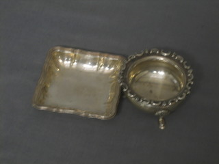 A small circular mustard bowl the base marked silver, a Continental silver square pin tray 3"