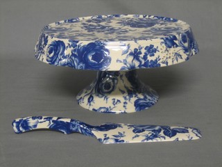 A circular blue and white floral decorated comport complete with  slice 12"