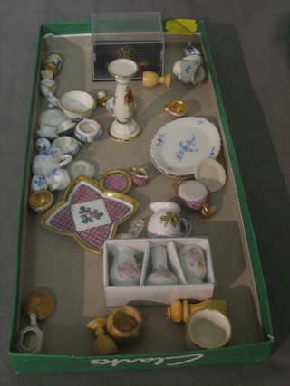 A collection of various dolls house china etc