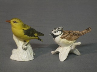 2 Goebel figures of seated birds 3" and 2"