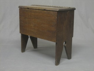A 17th/18th Century style oak coffin stool/box seat stool with hinged lid 18"