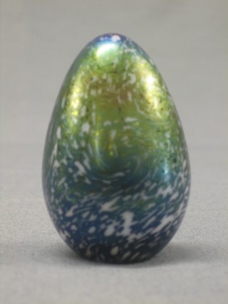 An Art Glass ornament in the form of an egg 2"