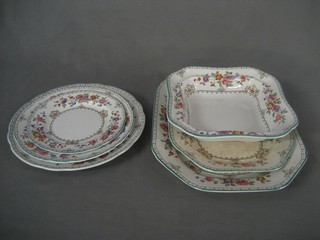 A 16 piece Copeland Spode Lauriston pattern dinner service comprising meat plate 15", 1 other 12" (cracked and crazed), 2 square dishes 9", 3 10" dinner plates (some contact marks), 6 9" side plates, 3 7" tea plates