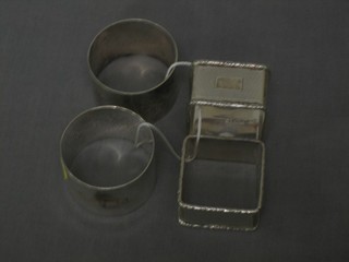 2 pairs of silver napkin rings 4 ozs