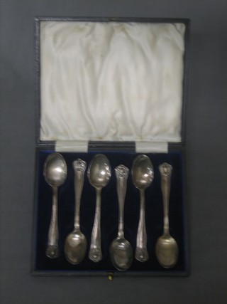 A set of 6 silver coffee spoons, Birmingham 1924, cased, 2 ozs