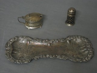 A silver plated snuffer tray, a pierced silver mustard pot, a silver salt and a silver plated snuffer tray