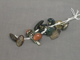 A pair of tortoiseshell and silver mounted buttons decorated the Cypher of Victor Emanuel, 2 pairs of hardstone cufflinks and a pair of white metal cufflinks decorated anchors