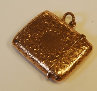 A 9ct gold vesta case with engraved decoration, 11gms 