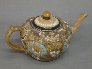 A Doulton & Salter teapot, the base impressed S00, 4"