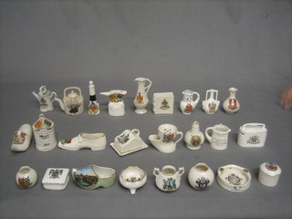 5 items of crested china